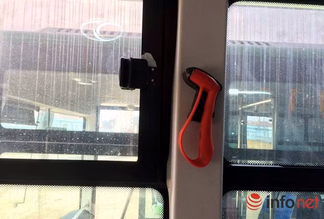 Nội thất bên trong xe buýt được thiết kế khá bắt mắt.