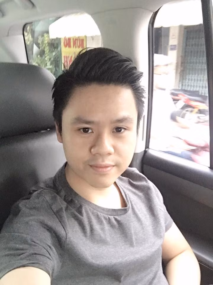 Phan Thành "Cứ mỗi lần đi đến đây là thấy hồi hộp, không biết thần may mắn có mỉm cười với mình không nữa!".