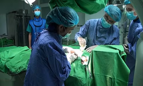 Song cao tan dot nhip nhanh tren that