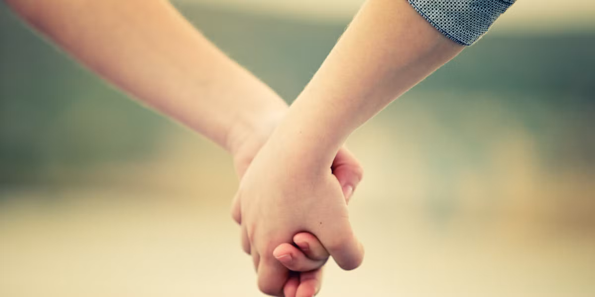 Mau dan ong chac chan phai bat coc ve nha de yeu-Hinh-2