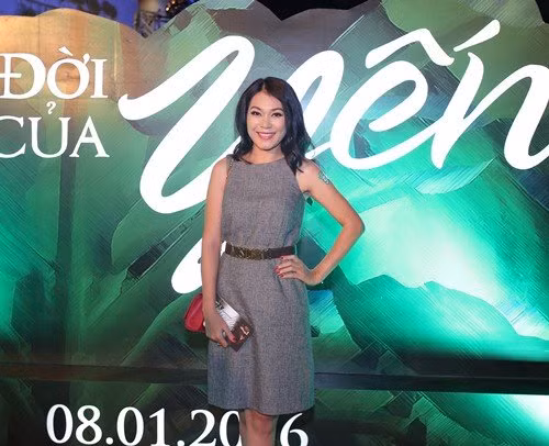 Đinh Y Nhung trẻ trung và rạng rỡ. Năm vừa qua, nữ diễn viên phim Lấy chồng người ta ghi cho mình dấu ấn riêng khi tham gia phim điện ảnh tại Đức.