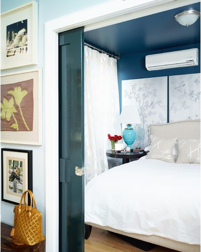 5. Cửa kéo Với những căn phòng quá bé và thậm chí không có chỗ cho cánh cửa mở, cửa kéo chính là một giải pháp hữu hiệu.