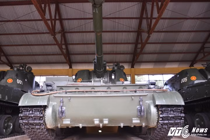 SU-152 được trang bị khẩu pháo 152mm cực kỳ uy lực - Ảnh: Tùng Đinh