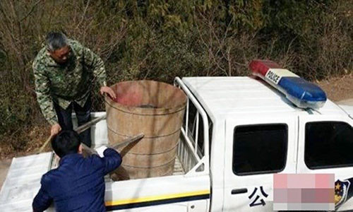 Chiếc thùng đựng nước sôi đã cướp đi sinh mạng của người phụ nữ nghèo khổ, bệnh tật.