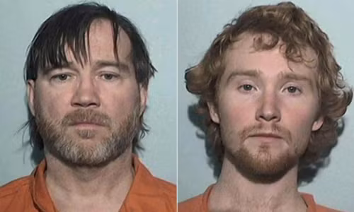 Sau đó, cô gái đã chạy đi và gặp được một người hàng xóm tốt bụng. Người này đã gọi cho 911.