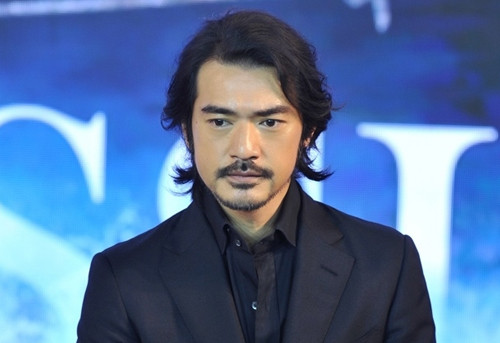 So với thời đóng "Trùng Khánh sâm lâm", "Thập diện mai phục"... Kim Thành Vũ vẫn giữ nét lãng tử song thâm trầm, chững chạc hơn. Tại buổi họp báo phim "Thái Bình Luân" cuối năm 2014, Thành Vũ khẳng định anh còn độc thân. Ở tuổi tứ tuần, nam diễn viên ít đóng phim, ít tham gia sự kiện. Khi không làm việc, anh gặp gỡ bạn bè, ra nước ngoài chơi hay đọc sách.