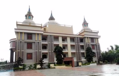 “Tai san ong Tram Be lieu co du “khung” de tra no Sacombank?“