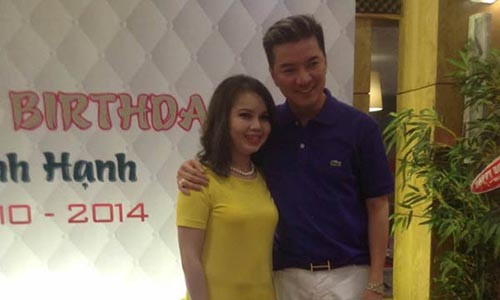 Đàm Vĩnh Hưng và em gái ruột Huỳnh Minh Hạnh.