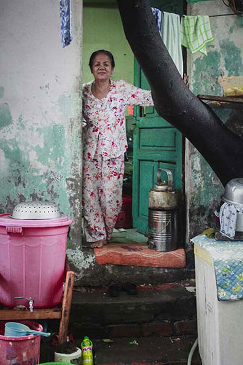 Họ chấp nhận nó như một phần vốn dĩ trong cuộc sống của mình.