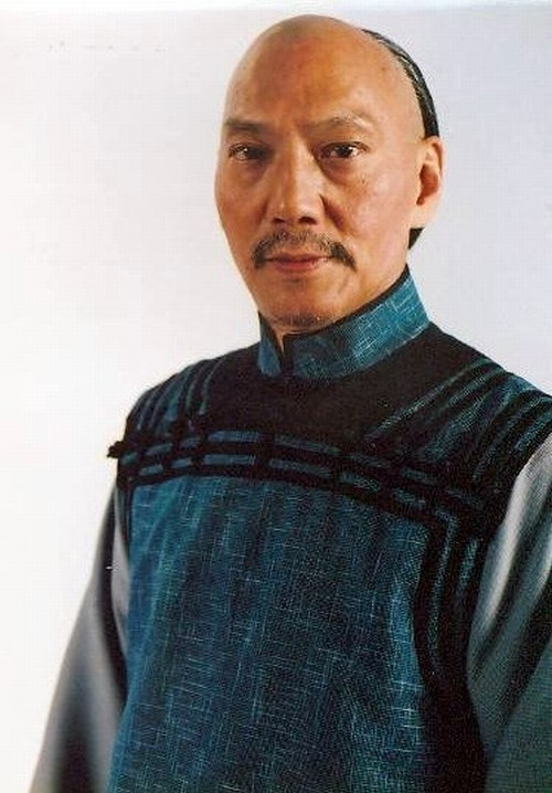 Cuoc song quyen luc cua lao an xin phim Tuyet dinh Kungfu-Hinh-4