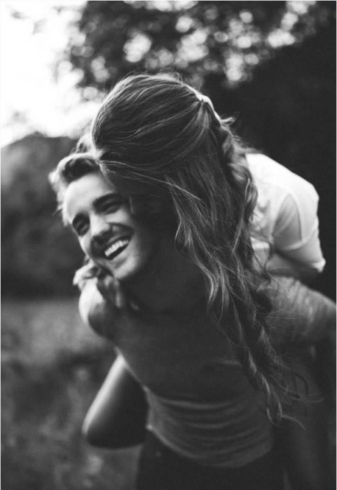 Biết nhường nhịn: Nếu đôi co với phụ nữ thì cuộc tranh luận sẽ sớm thành cái chợ và không biết bao giờ mới kết thúc. Đàn ông từng trải sẽ hiểu "im lặng là vàng" khi phụ nữ đang như hòn lửa.