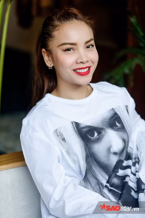 Ca si Yen Trang vinh vien khong lam lanh voi Thu Thuy?