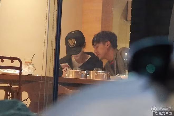 Cap sao “Anh hung xa dieu” lo anh hen ho