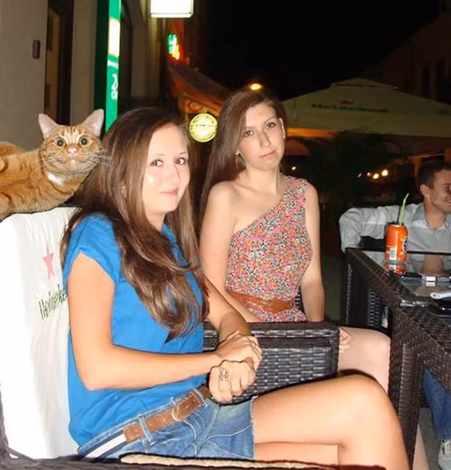 Xem lên ảnh thì mặt ai sẽ đẹp hơn nhé.