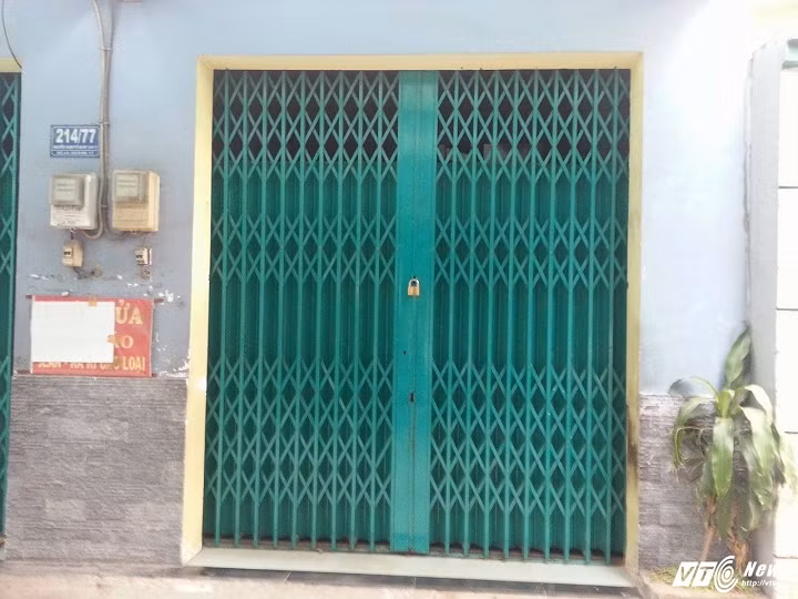 Bao mau bao hanh tre: Loi ke cua phu huynh, hang xom-Hinh-2