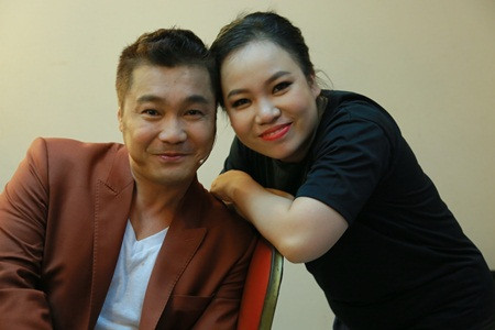 Danh tinh nguoi phu nu “chong e” cho Ly Hung o tuoi 47