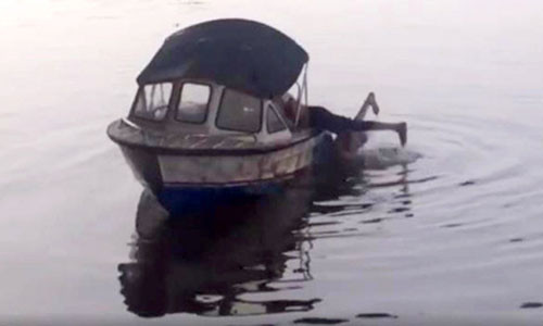 Nu sinh nhay cau tu tu vi nguoi yeu tren facebook co vo