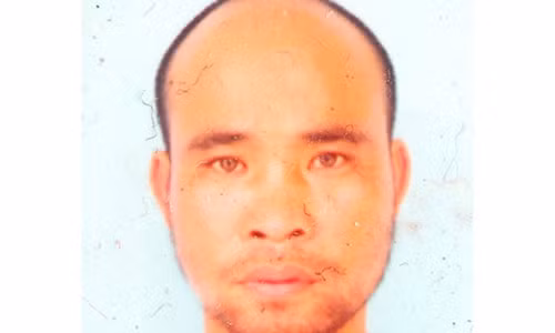 Vo vang nha, cha de gio tro doi bai voi con gai