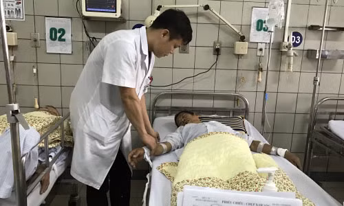 De khong chet tu tu vi ruou hay doc loi khuyen cua bac si