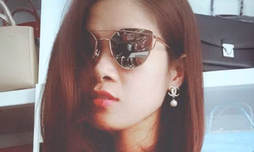 Thai do bat ngo cua co gai khi 