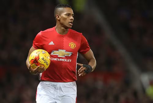 Top 10 cau thu chay nhanh nhat hanh tinh