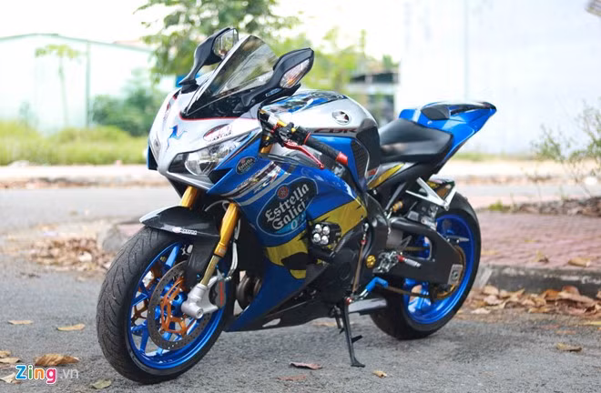 Sportbike đường phố nổi tiếng Honda CBR1000RR là một trong những mẫu xe 1.000 phân khối phổ biến tại Việt Nam. Chiếc xe này cũng là nguồn cảm hứng bất tận cho các biker đam mê độ xe.