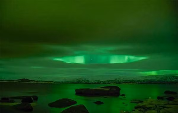 Không phải ai cũng may mắn được chiêm ngưỡng Bắc cực quang vì nó xuất hiện rất đột ngột và không theo quy luật.