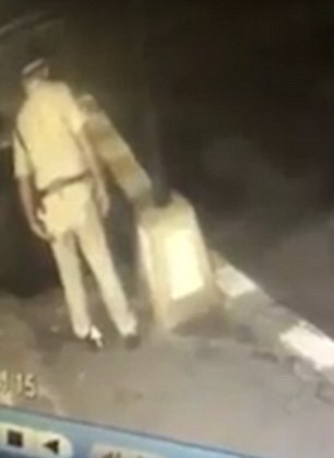 Ngoi ngu gat ghe nhua, nga nhao xuong cong chet tham-Hinh-2