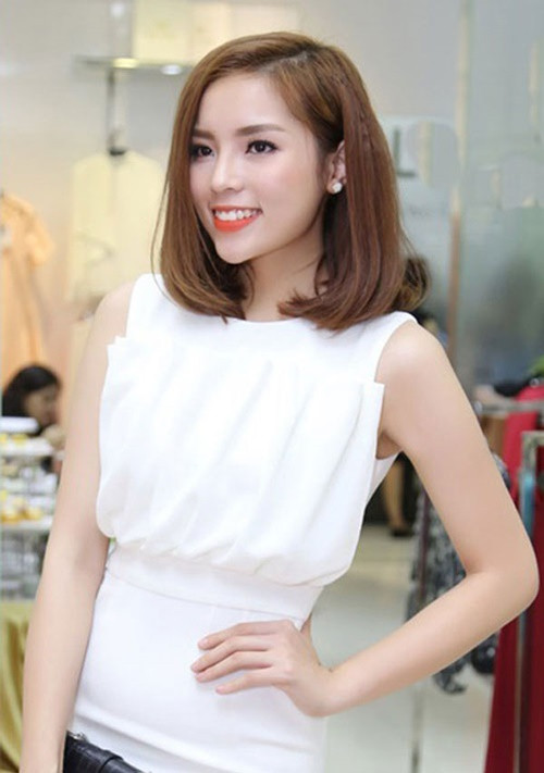 Trước những thông tin này, Kỳ Duyên cho rằng đường nét gương mặt cô thay đổi là nhờ cô dùng phương pháp bấm huyệt làm gọn cơ mặt và giảm mỡ ở hàm. Hoa hậu áp dụng liên tục trong 2 tháng nên nhanh chóng có kết quả.