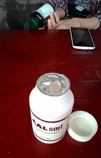 Để tham gia vào hệ thống bán hàng đa cấp, sinh viên phải mua sản phẩm với giá 10 triệu đồng.