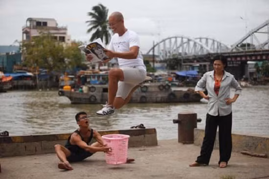 Vũ Ngọc Đãng nổi tiếng là một người nghiêm túc song anh vẫn có những khoảnh khắc khó đỡ trên phim trường.