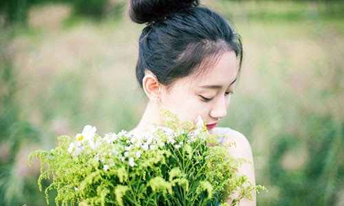 Dan ba tuoi gi coi chung den du duong trong thang 1/2017?