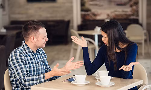 Meo nhan biet “sat thu tinh truong” dich thuc chi yeu cho vui