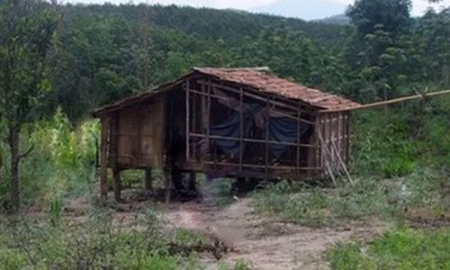 Cha duong bat nhan 2 ngay 3 lan hiep dam con rieng cua vo