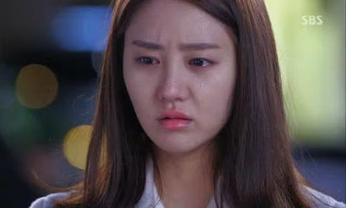 Noi kho cua nguoi phu nu thuong xuyen bi chong bao hanh