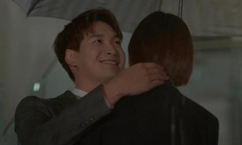 Cai ket tham khoc cho co nang gioi mat ba vo que nhan tinh