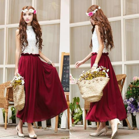 Thêm chút nữ tính, điệu đà với chất liệu mềm mại cho chân váy vintage.