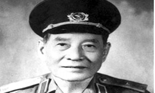 Dieu it biet vi “kien truc su” khai son pha thach duong Truong Son