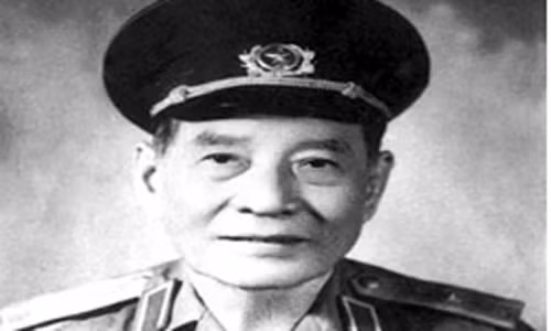 Dieu it biet vi “kien truc su” khai son pha thach duong Truong Son