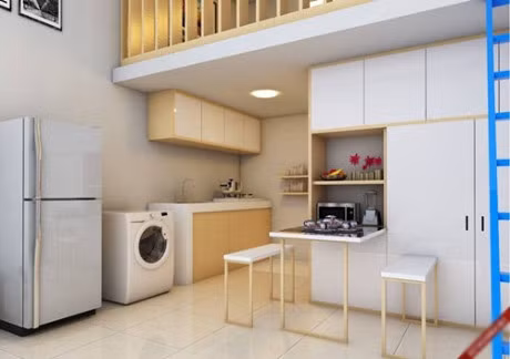 Tủ quần áo được thiết kế âm tường kết hợp với tủ trang trí và bàn ăn, phần mặt bàn ăn có thể nâng lên cho gọn hoặc kéo ra sử dụng khi gia đình ăn cơm.