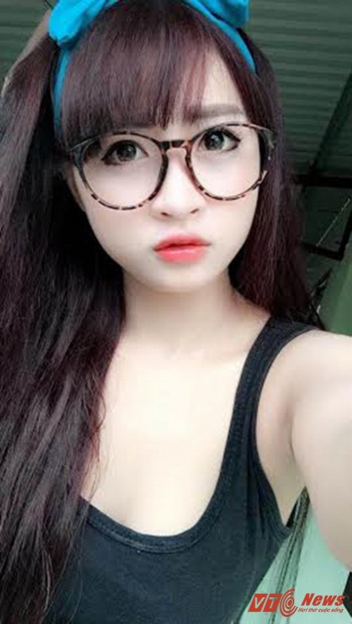 Trang cho biết, mẫu người yêu lý tưởng là người đàn ông điển trai, có sự nghiệp vững vàng, biết chăm lo cho người yêu và chân thành.