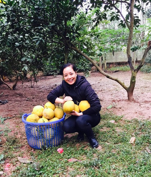 Chiều Xuân cho hay tương lai chị sẽ trồng rau và hoa quả để cung cấp thực phẩm sạch cho những người có nhu cầu. Trong bối cảnh thực phẩm bẩn tràn lan, chị mong những mô hình trồng rau, quả sạch được nhân rộng để mọi người cùng học hỏi.