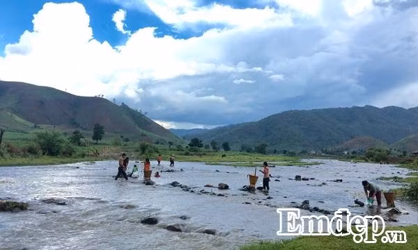 Cuộc sống sinh hoạt giản dị của người dân ở Krông Bông.