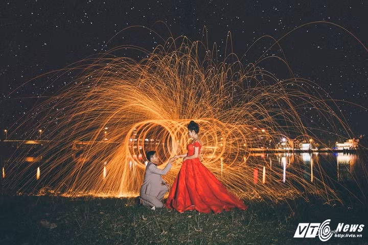 Hình ảnh đẹp mê hồn của cặp đôi Hà Tĩnh tại TP. Vinh - Nghệ An.