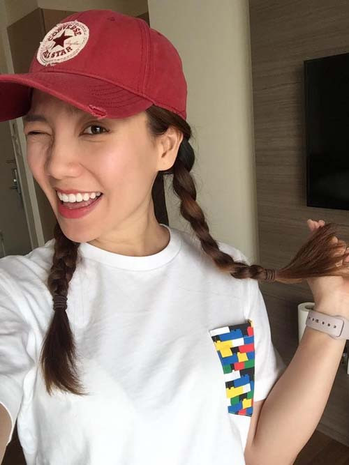  MC Tuyết Vinh đài Vĩnh Long khá nhí nhảnh trên trang cá nhân của mình.