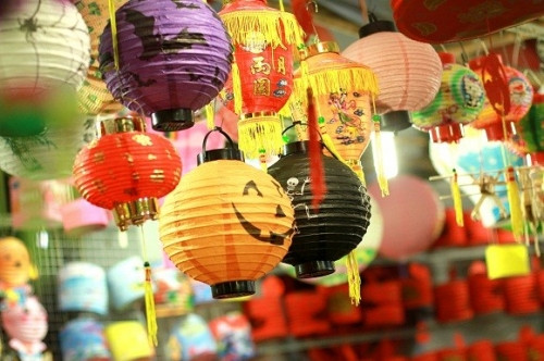 Nhung mon do choi Trung thu tiem an nguy hai cho tre-Hinh-2