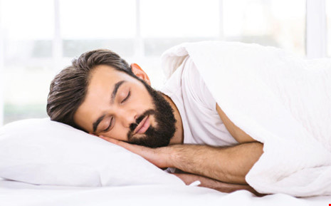 Chất lượng giấc ngủ Giấc ngủ ngon là rất cần thiết để duy trì sức khỏe, mang đến tinh thần sảng khoái. Thời gian ngủ sâu cũng là khoảng thời gian cơ thể sản sinh ra nội tiết tố nam, nguồn năng lượng để nâng cao bản lĩnh phái mạnh. Tuy không cần phải ngủ lâu, 1 ngày chỉ cần 5 tiếng nhưng chất lượng là yếu tố quan trọng.