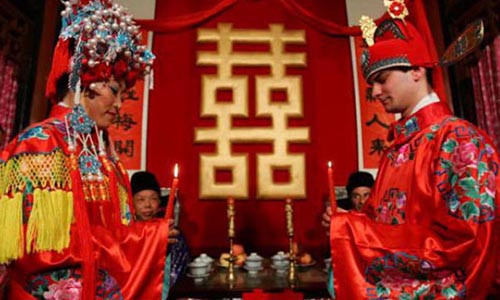 Tram noi kho so cua trai Trung Quoc phai di o re