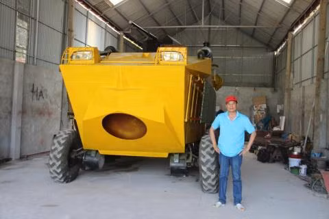 Chiếc xe bọc thép của ông Nguyễn Đình Chính.