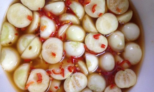 Ca nha suyt chet vi bat ca muoi xoi